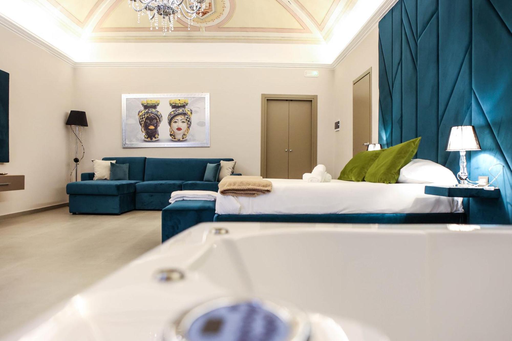 كاتانيا B&B Suites&Rooms Piazza Dei Martiri المظهر الخارجي الصورة