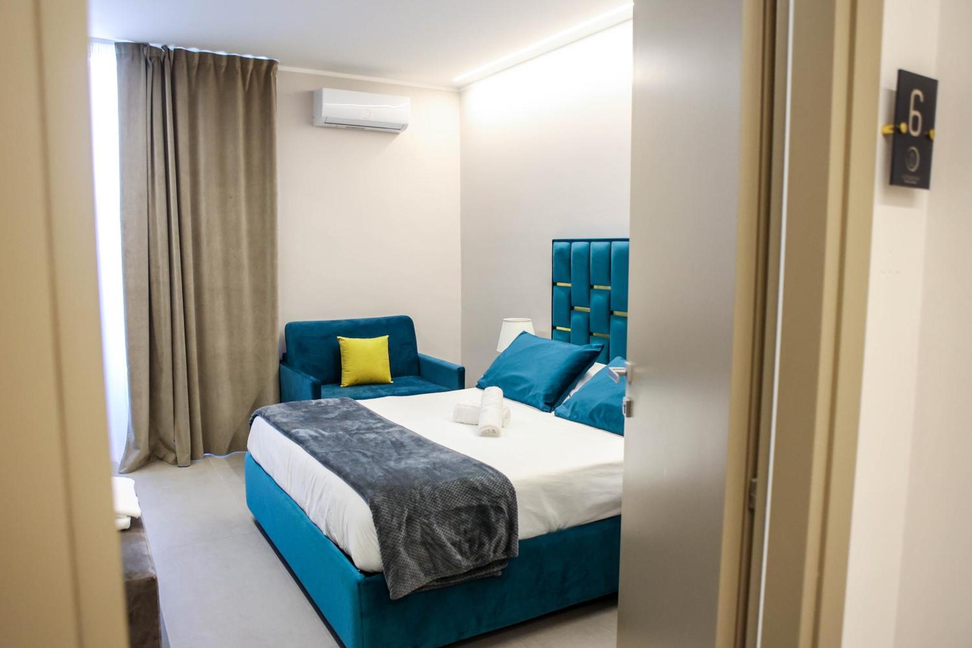 كاتانيا B&B Suites&Rooms Piazza Dei Martiri المظهر الخارجي الصورة