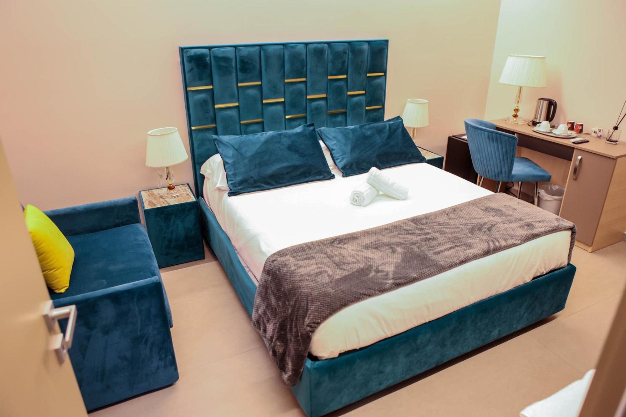 كاتانيا B&B Suites&Rooms Piazza Dei Martiri المظهر الخارجي الصورة