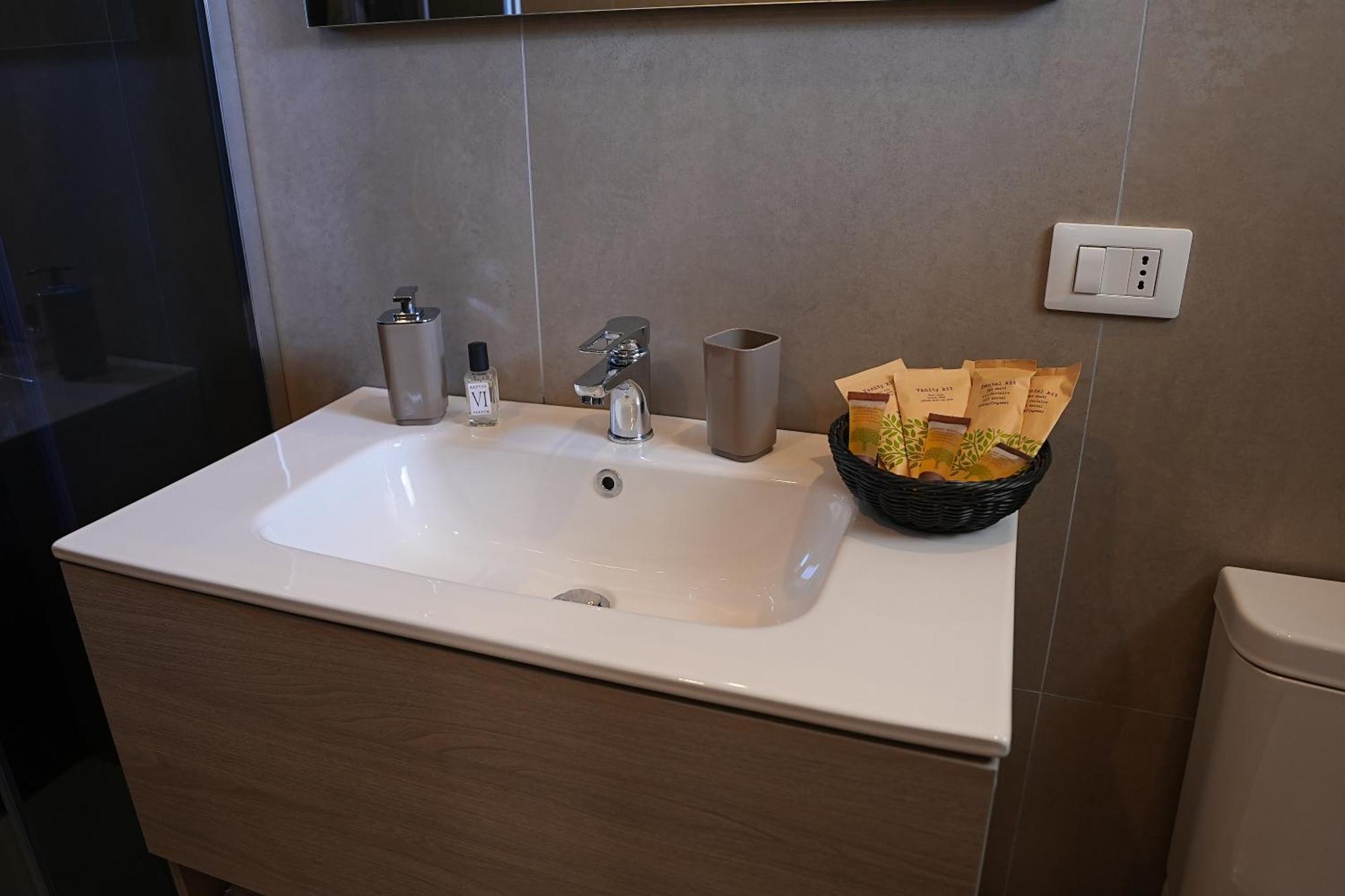 كاتانيا B&B Suites&Rooms Piazza Dei Martiri المظهر الخارجي الصورة