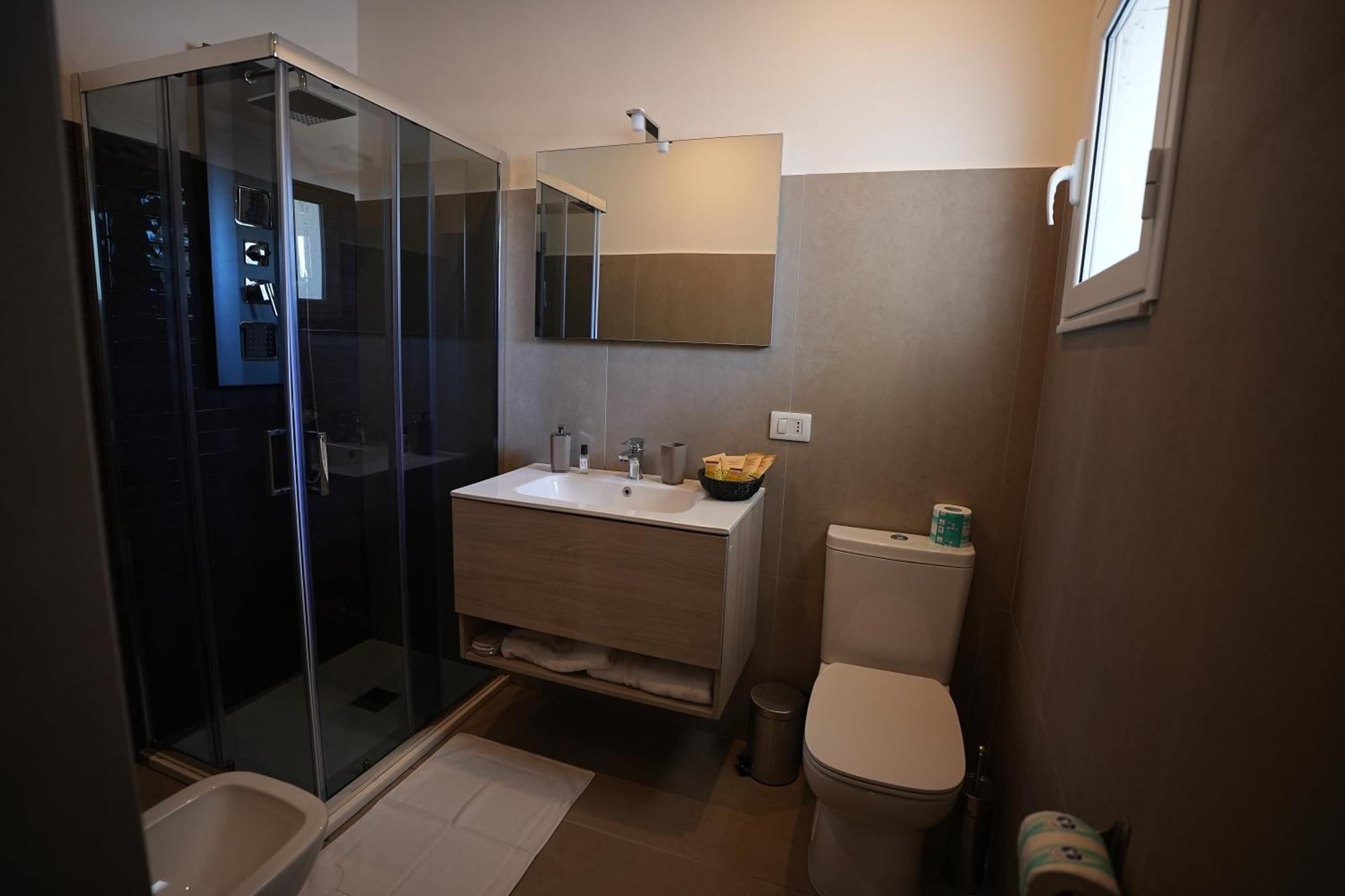 كاتانيا B&B Suites&Rooms Piazza Dei Martiri المظهر الخارجي الصورة